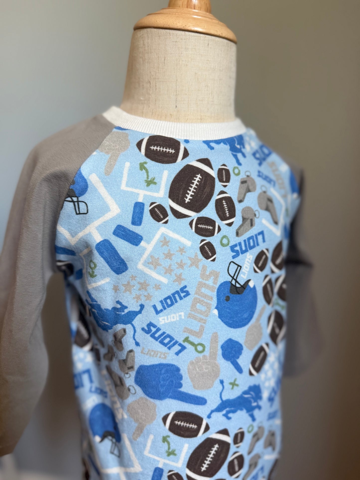 Lions Raglan Tee
