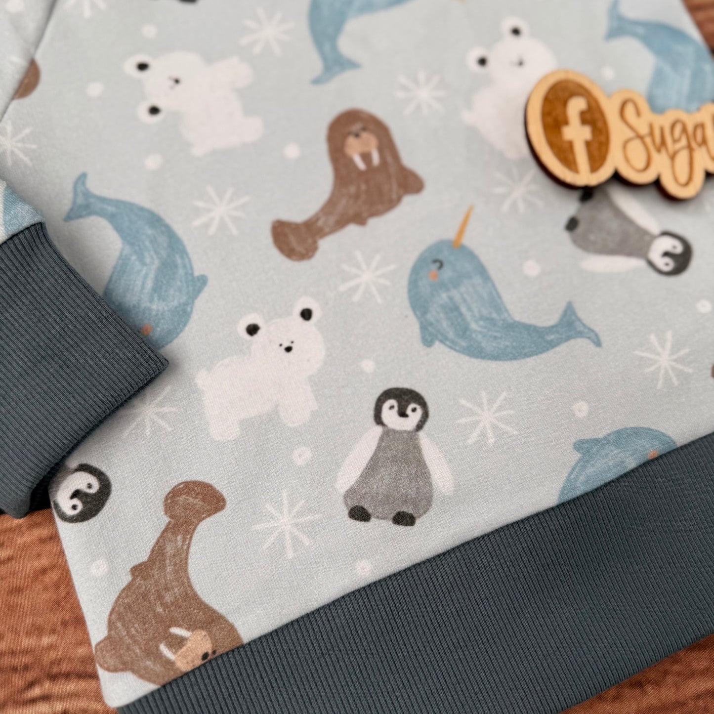 Winter Friends Raglan Sweater (baby)