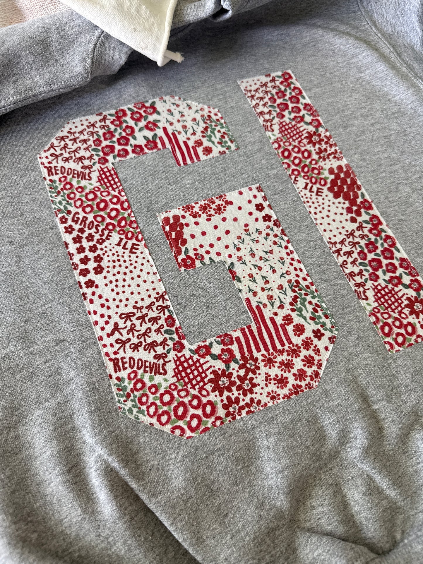 Grosse Ile Appliqué Sweatshirt PREORDER